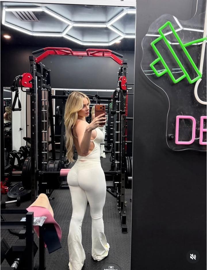 Chica busca chico en Mallorca: 