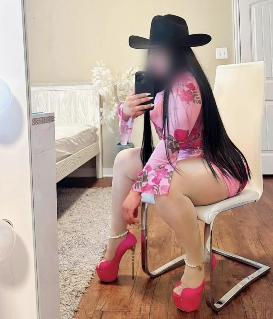 Chica busca chico en Cádiz: 