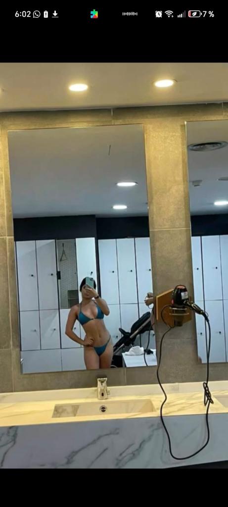 634027873: Chica busca chico en Barcelona