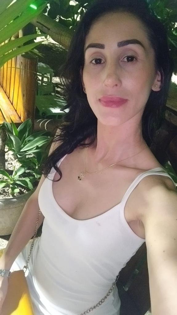 Chica busca chico en Tenerife: 