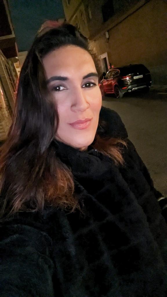 624901690: Transexual en Granada