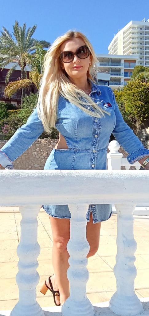 667508408: Chica busca chico en Alicante