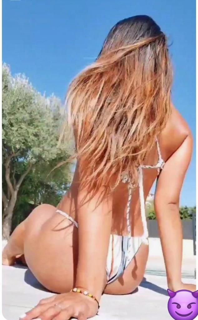 643840234: Chica busca chico en Barcelona