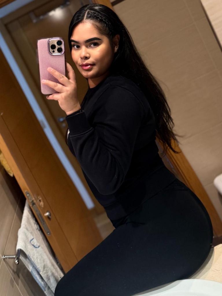 642778557: Chica busca chico en Madrid