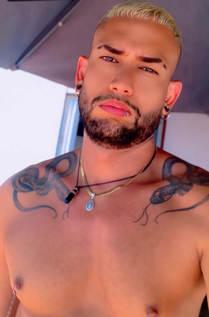 604169691: Chico busca chica en Barcelona