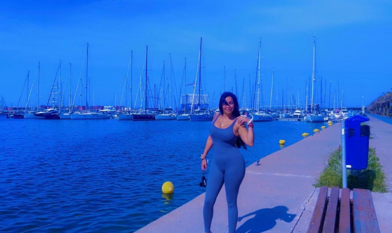 Chica busca chico en Alicante: 