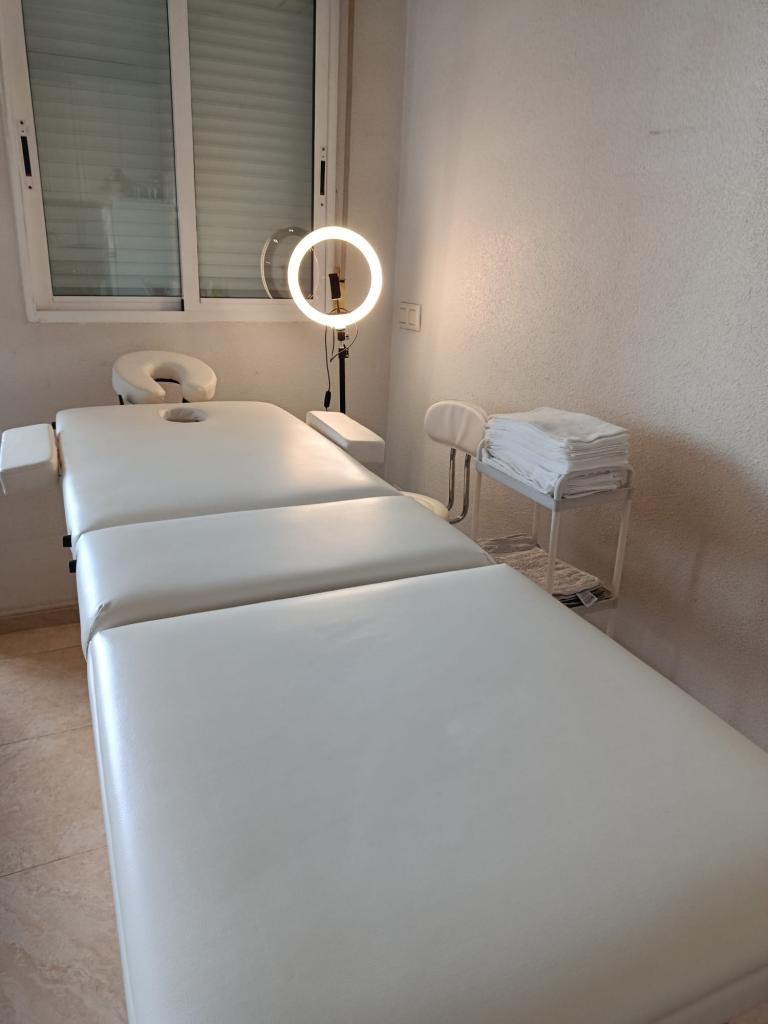 641232692: Chica busca chico en Murcia