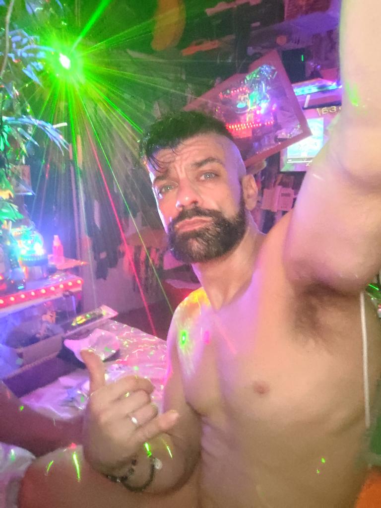 Chico busca chica en Madrid: 