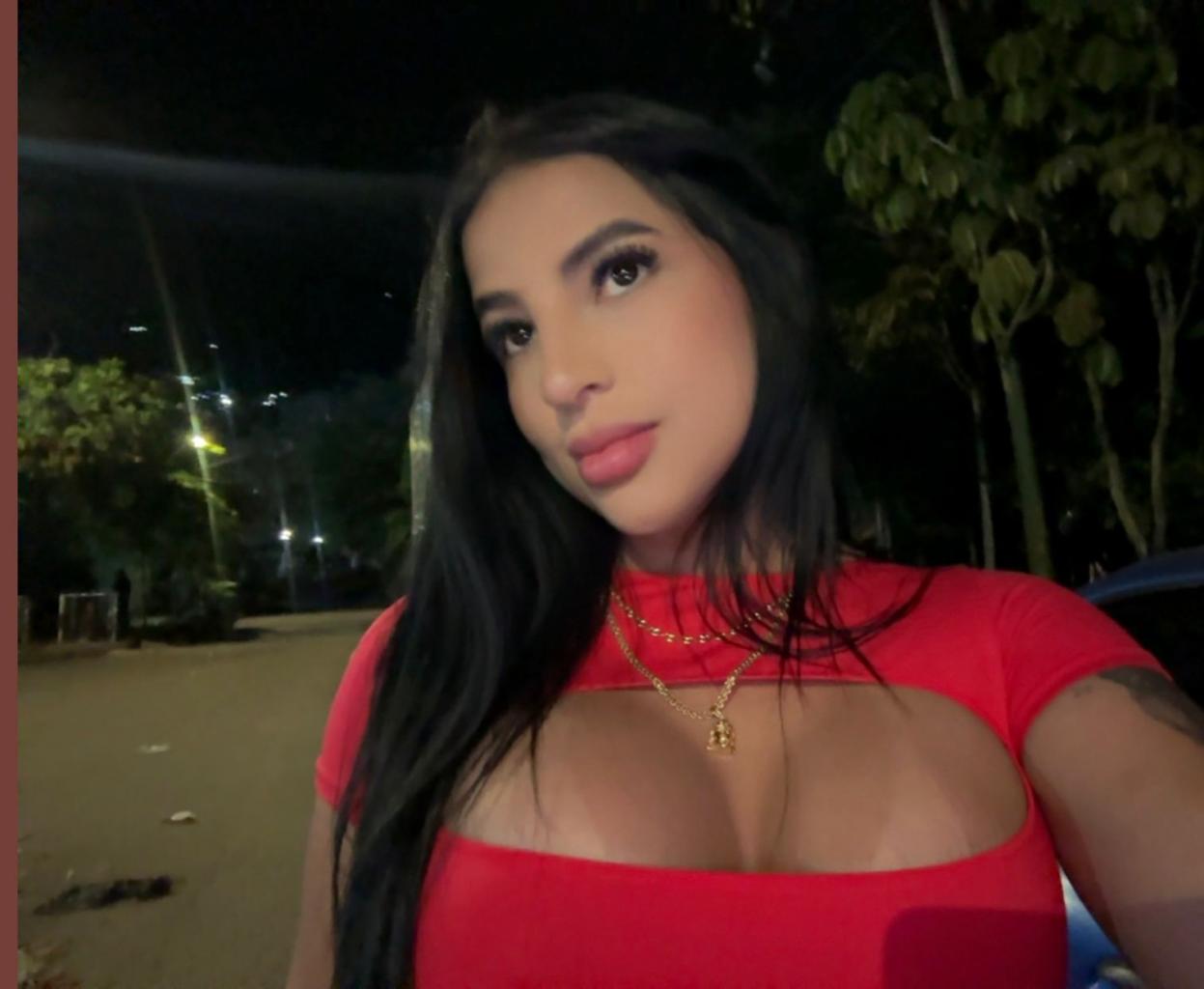 Chica busca chico en Cádiz: 