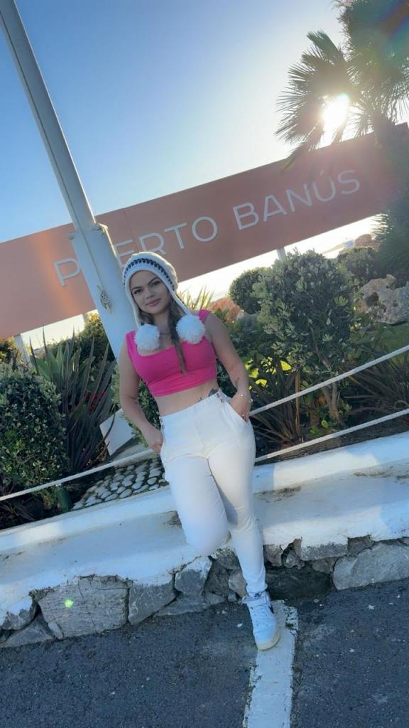 672210700: Chica busca chico en Málaga