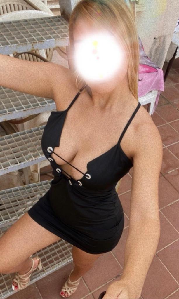 Chica busca chico en Almería: 