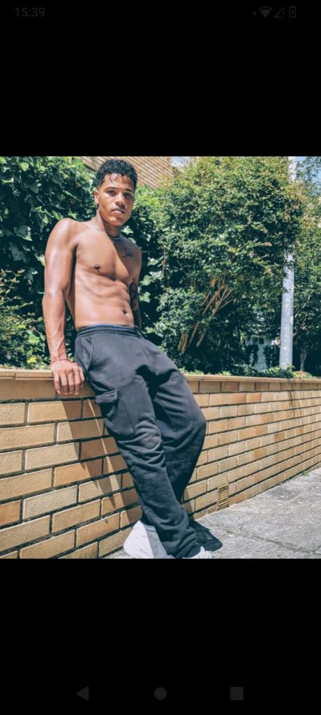 Chico busca chica en Navarra: 