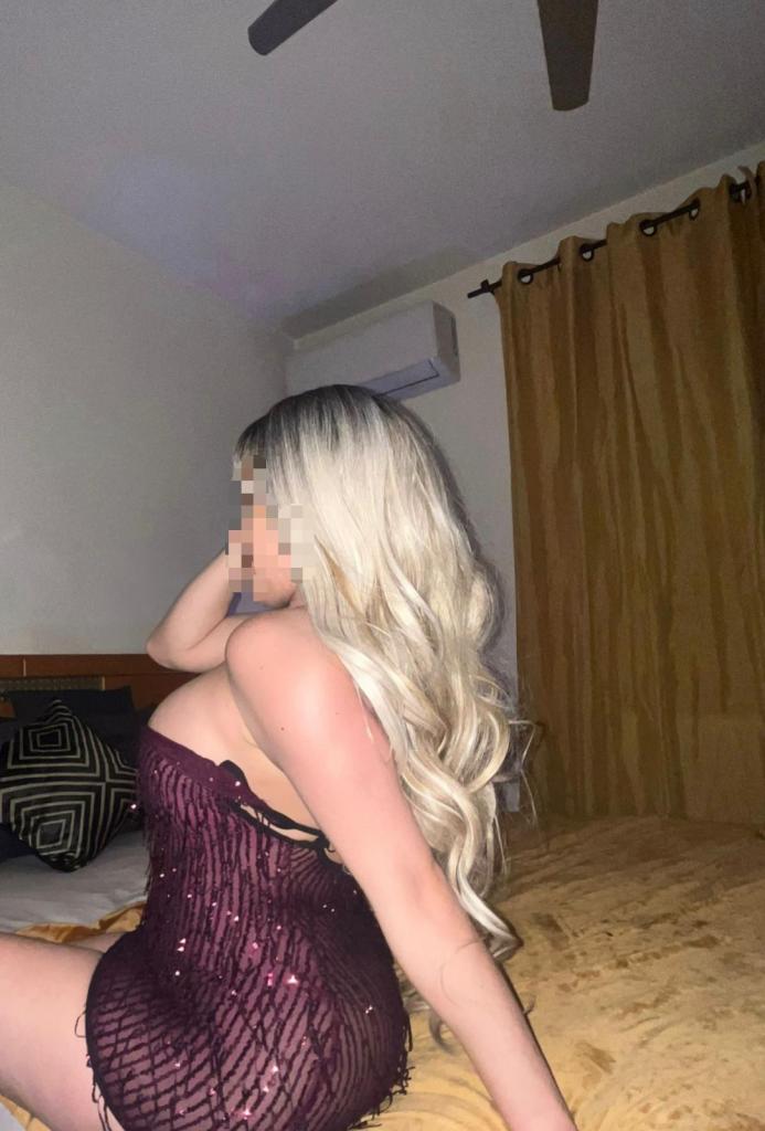 614657336: Chica busca chico en Madrid