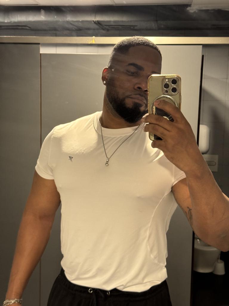 676659080: Chico busca chica en Madrid