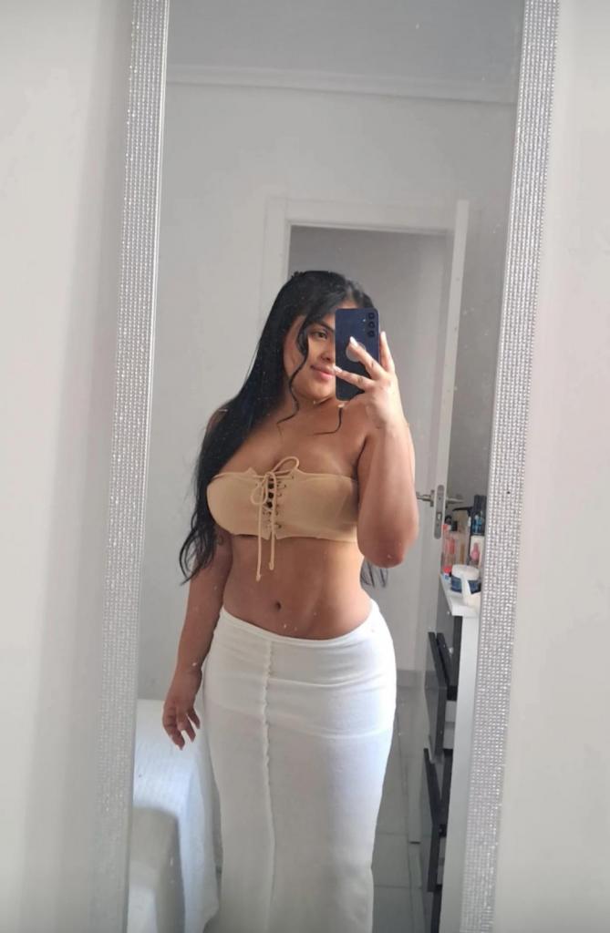 604203356: Chica busca chico en Murcia