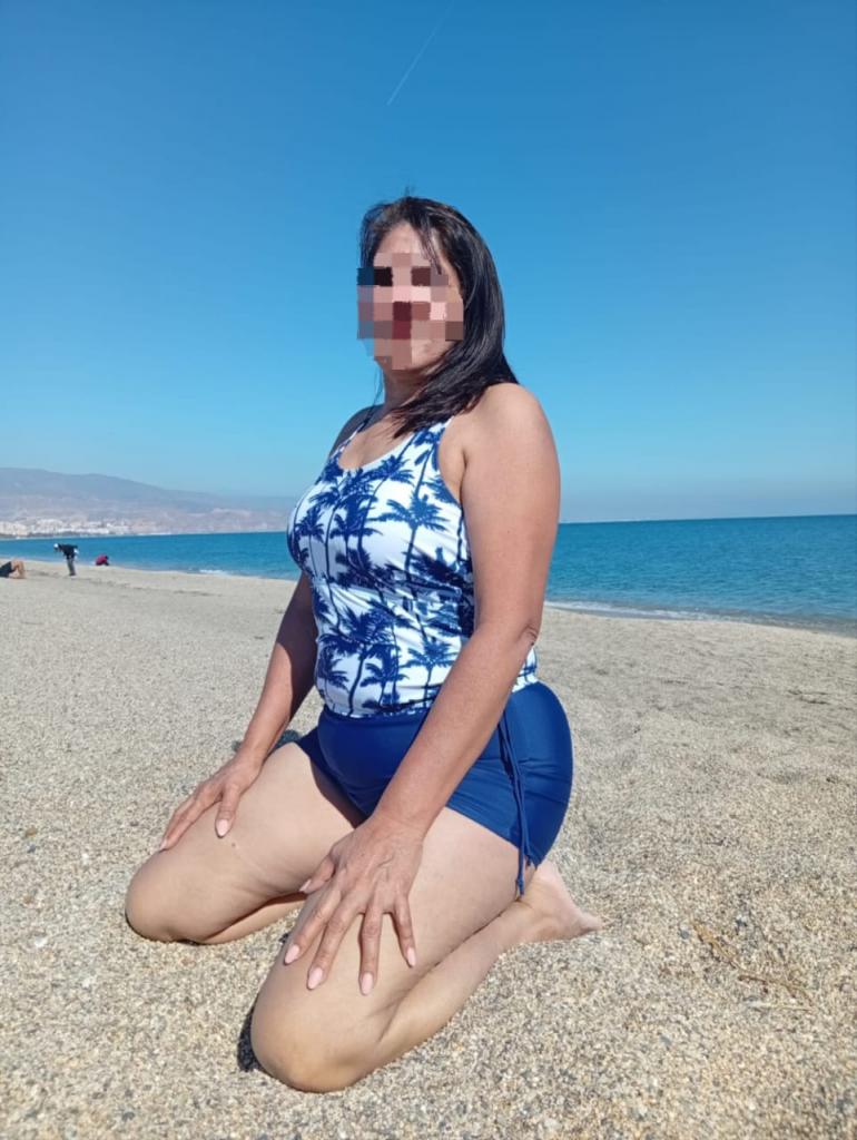 Chica busca chico en Almería: 