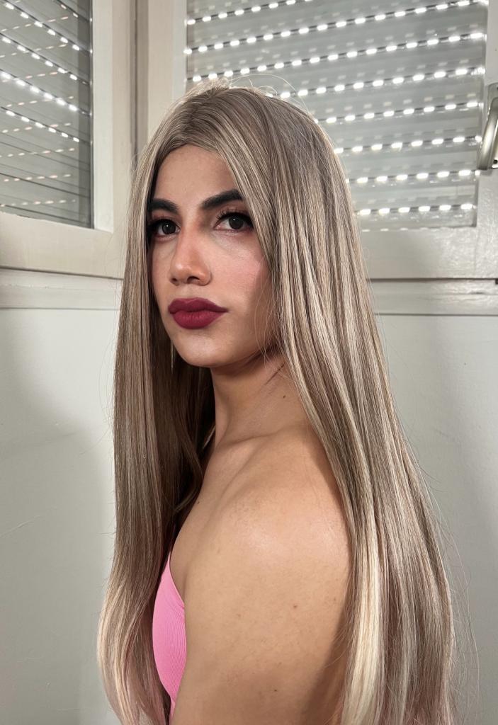 639925602: Travesti en Barcelona