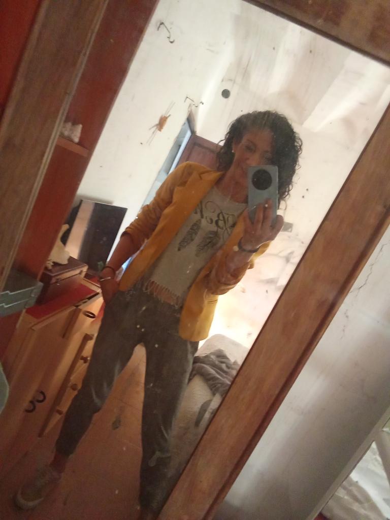 641880071: Chica busca chico en Alicante