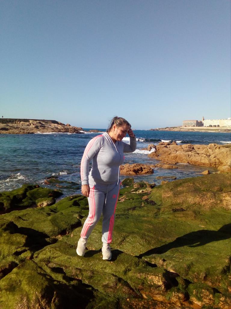 603462134: Chica busca chico en La Coruña