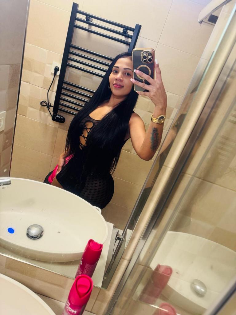 Chica busca chico en Alicante: 