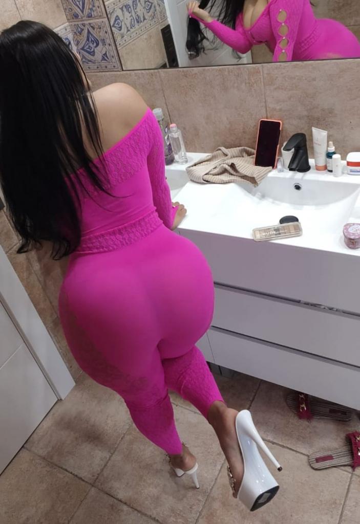 Chica busca chico en Asturias: 