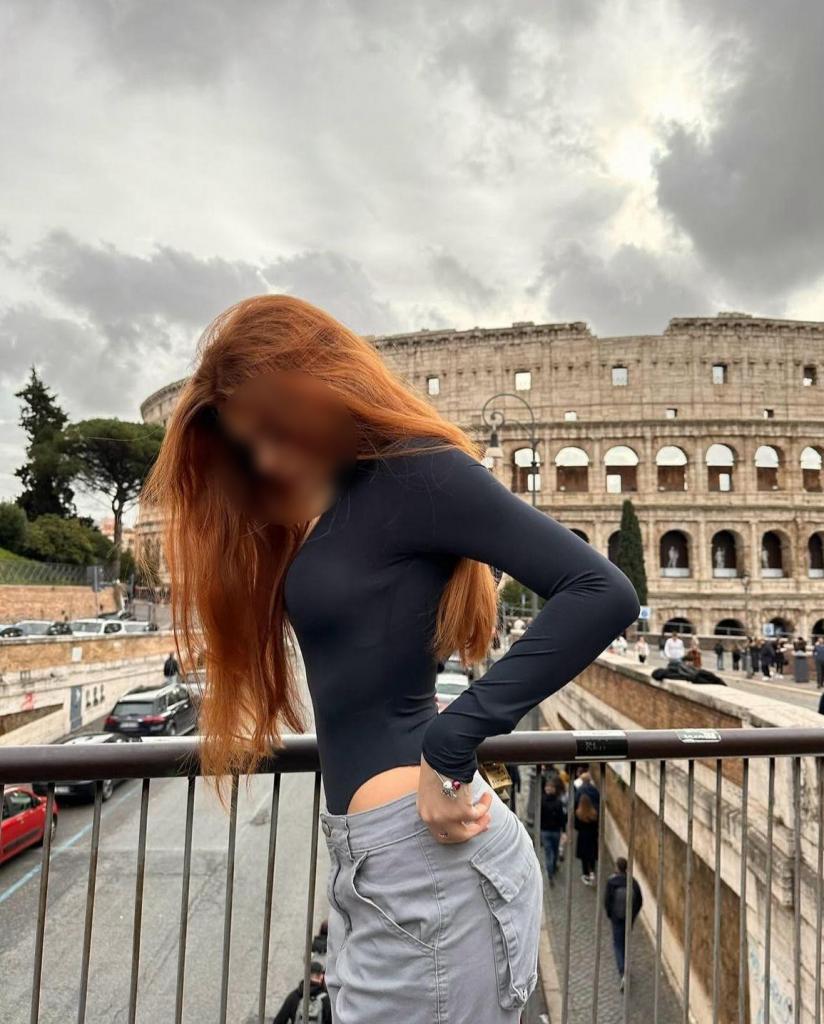 Chica busca chico en Sevilla: 