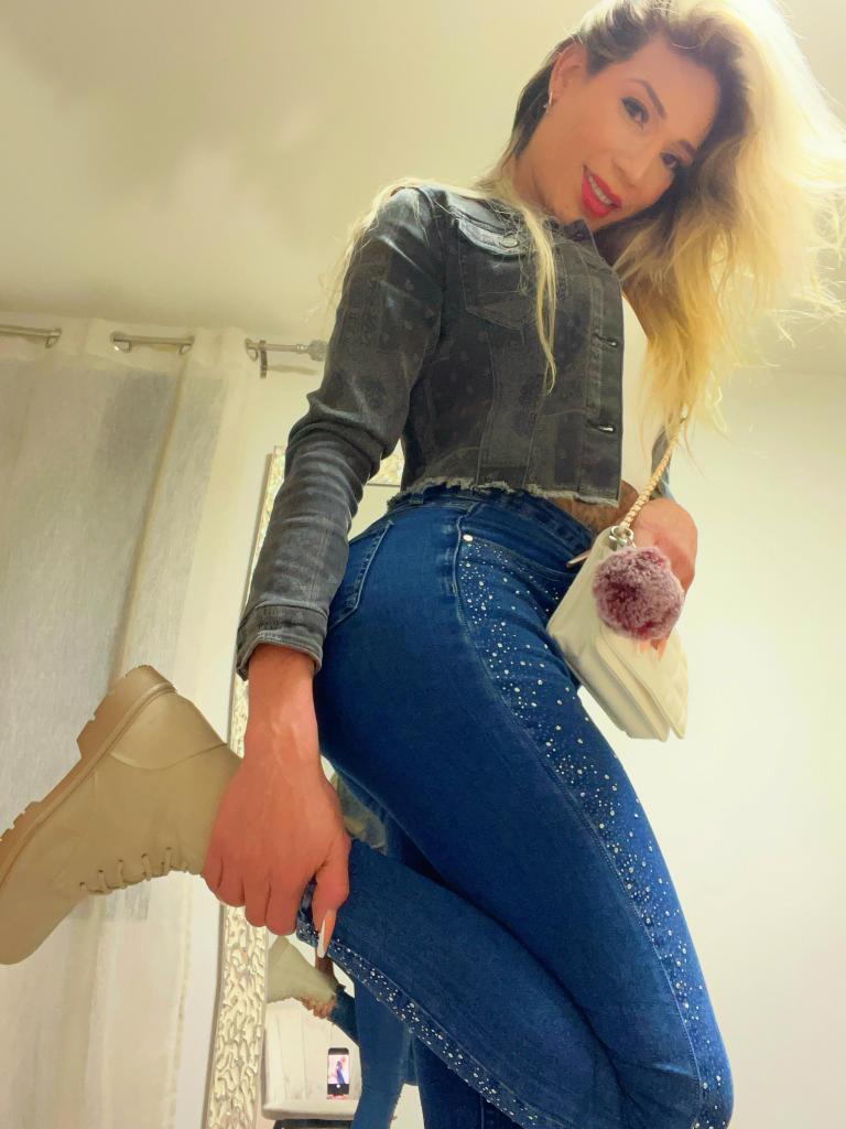 669333917: Transexual en Jaén