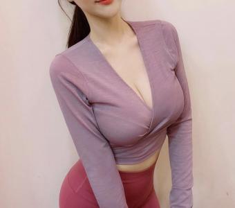 658699191: Chica busca chico en Barcelona