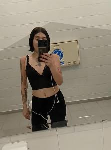 604460121: Chica busca chico en Sevilla