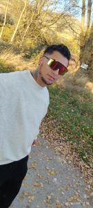 641186508: Chico busca chica en Barcelona