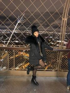 614347935: Chica busca chico en León