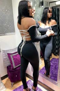 677240475: Chica busca chico en Orense