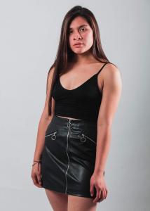 617513686: Chica busca chico en Barcelona