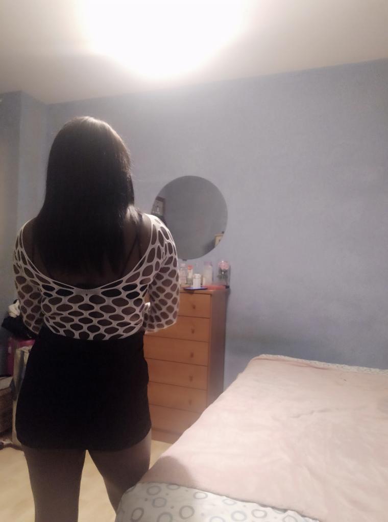 Chica busca chico en Cádiz: 