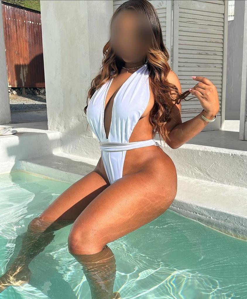 Chica busca chico en Murcia: 