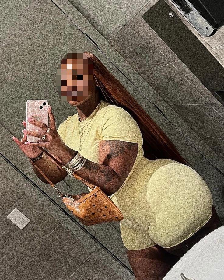 624551430: Chica busca chico en Sevilla