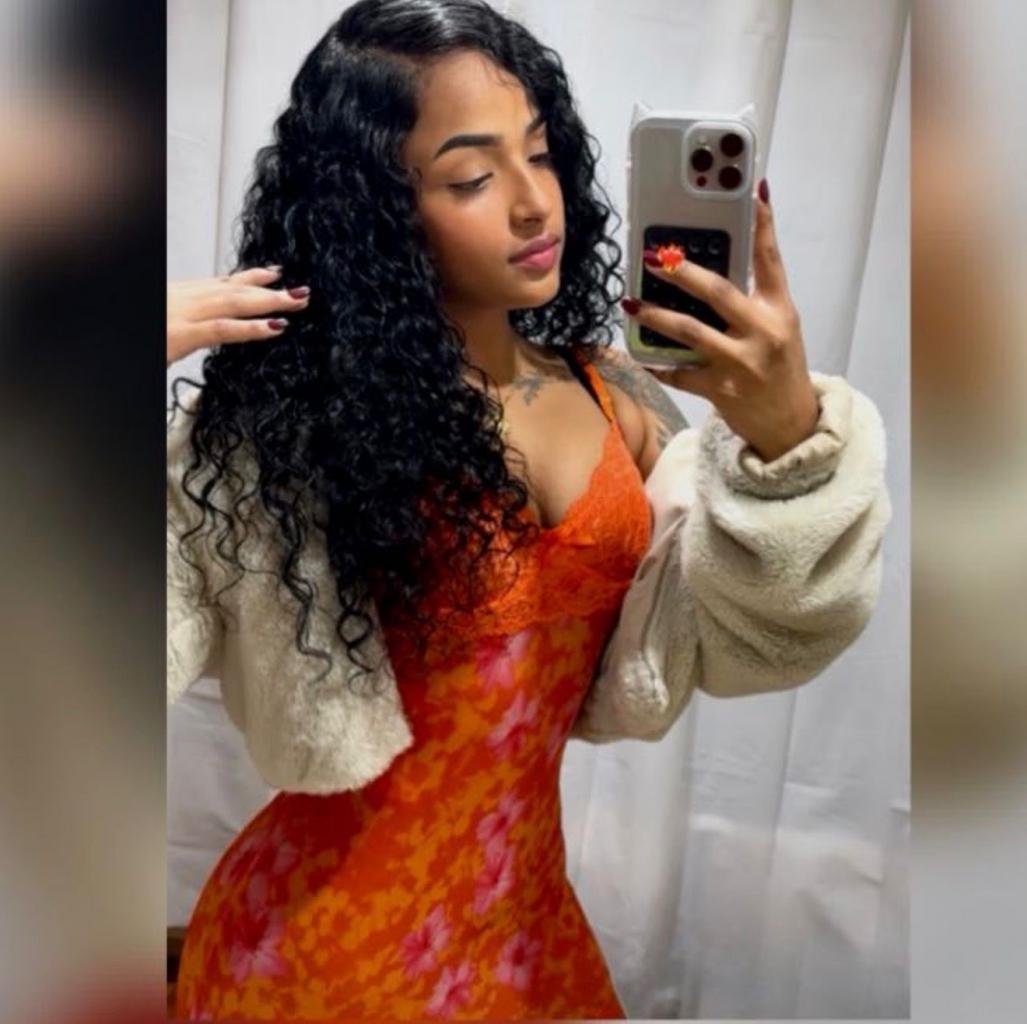 604162349: Chica busca chico en Pontevedra