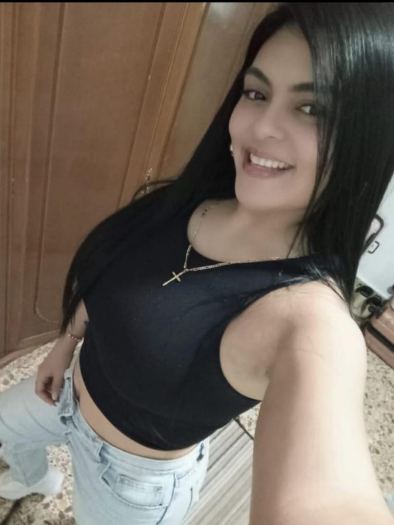 Chica busca chico en Alicante: Chica busca chico