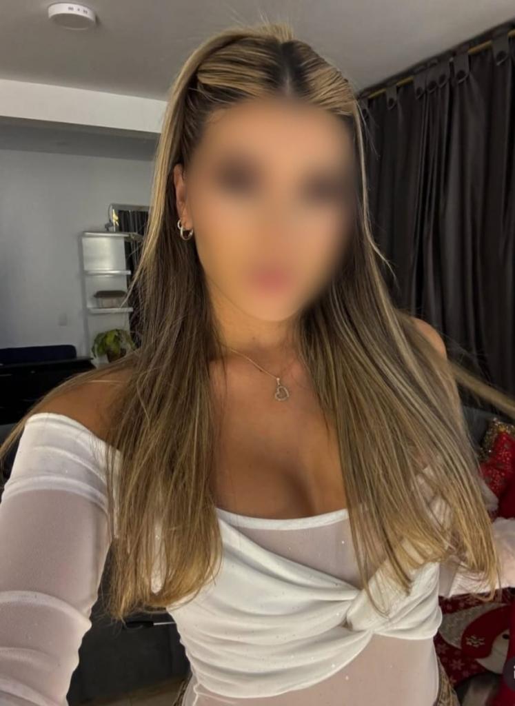 Chica busca chico en Granada: 