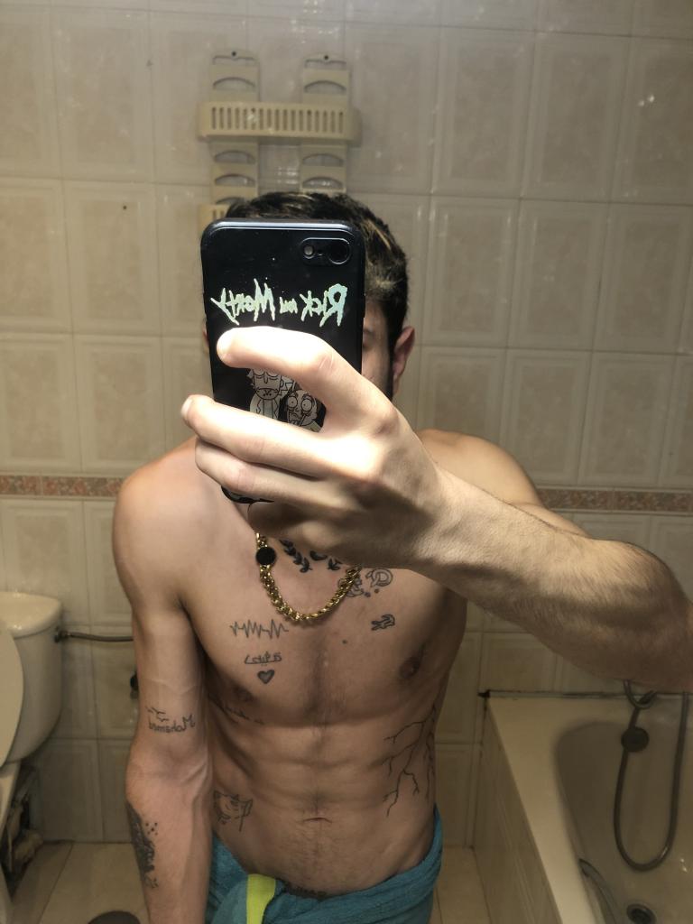 610325639: Chico busca chica en Málaga