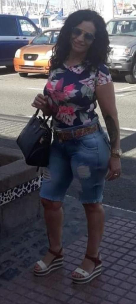 634357196: Chica busca chico en Tenerife