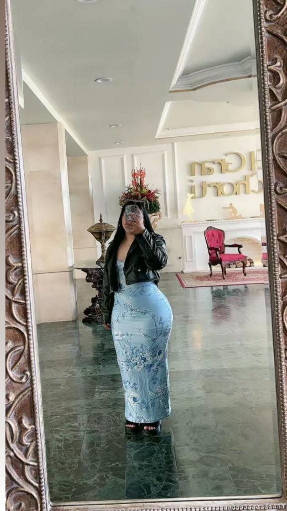 Chica busca chico en Granada: 