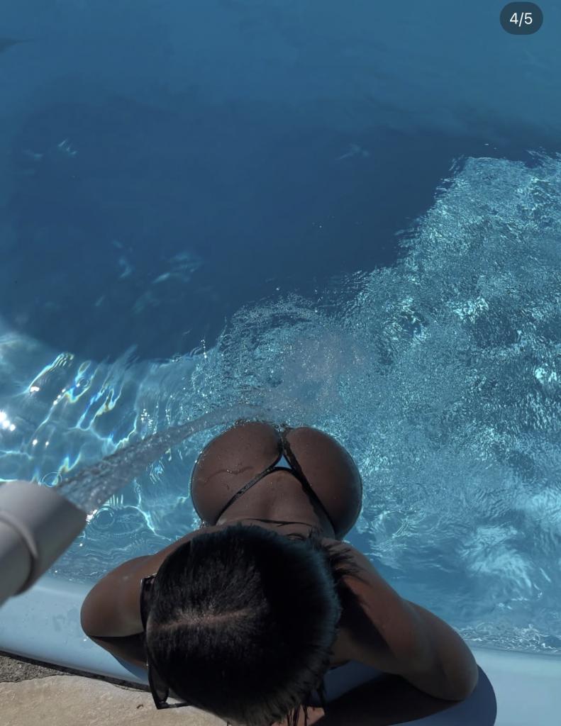 633882439: Chica busca chico en Ibiza