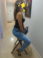 632932765: Chica busca chico en Sevilla