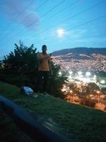 602097345: Chico busca chica en Madrid