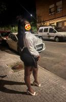 613849583: Chica busca chico en Barcelona