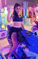 614431989: Chica busca chico en Sevilla