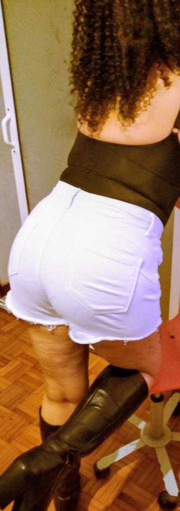 Chica busca chico en Asturias: 