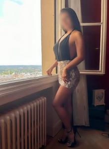 693295349: Chica busca chico en Madrid