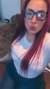 647033257: Chica busca chico en Gerona